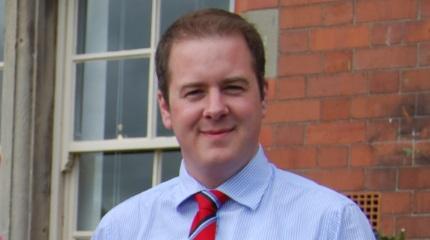 Learn from the professionals: REALM