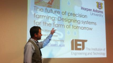 Robotics lecturer speaks at Science Museum event