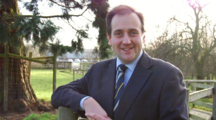 Lecturer attends international research conference