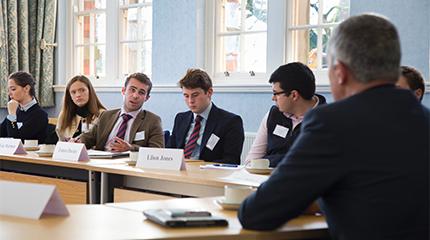 Students discuss the future of food and farming post-Brexit with NFU Vice President