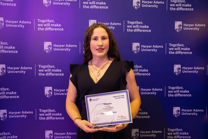 Jorja Snook-Bevis, who is part of the team at Penbode Vets , was named Vet Technician Apprentice of the Year by Harper Adams University at its inaugural Apprenticeship Awards.