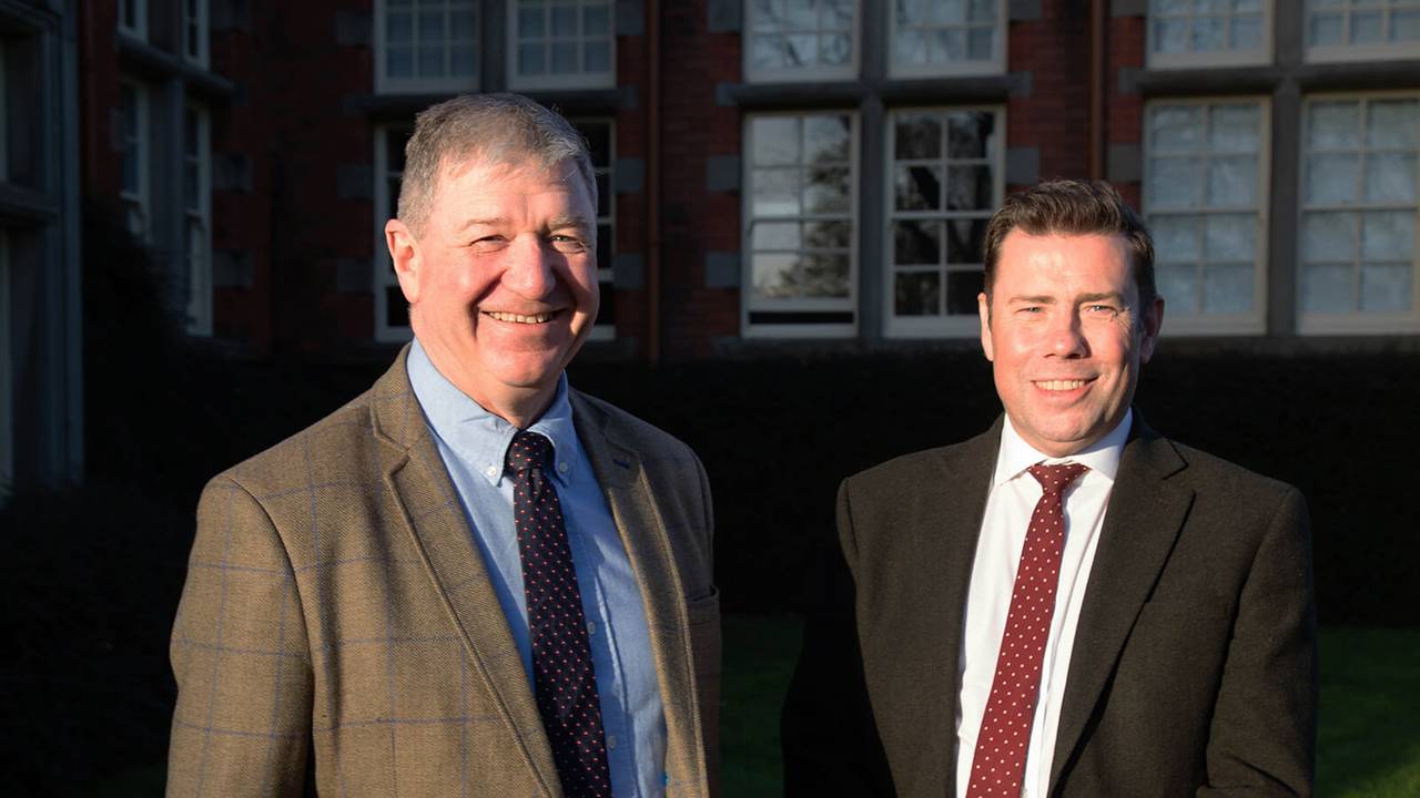 Alistair Carmichael (left) Chair of Environment, Food and Rural Affairs Committee oral evidence session, Matt Jones, Head of the Harper & Keele Veterinary School (right)